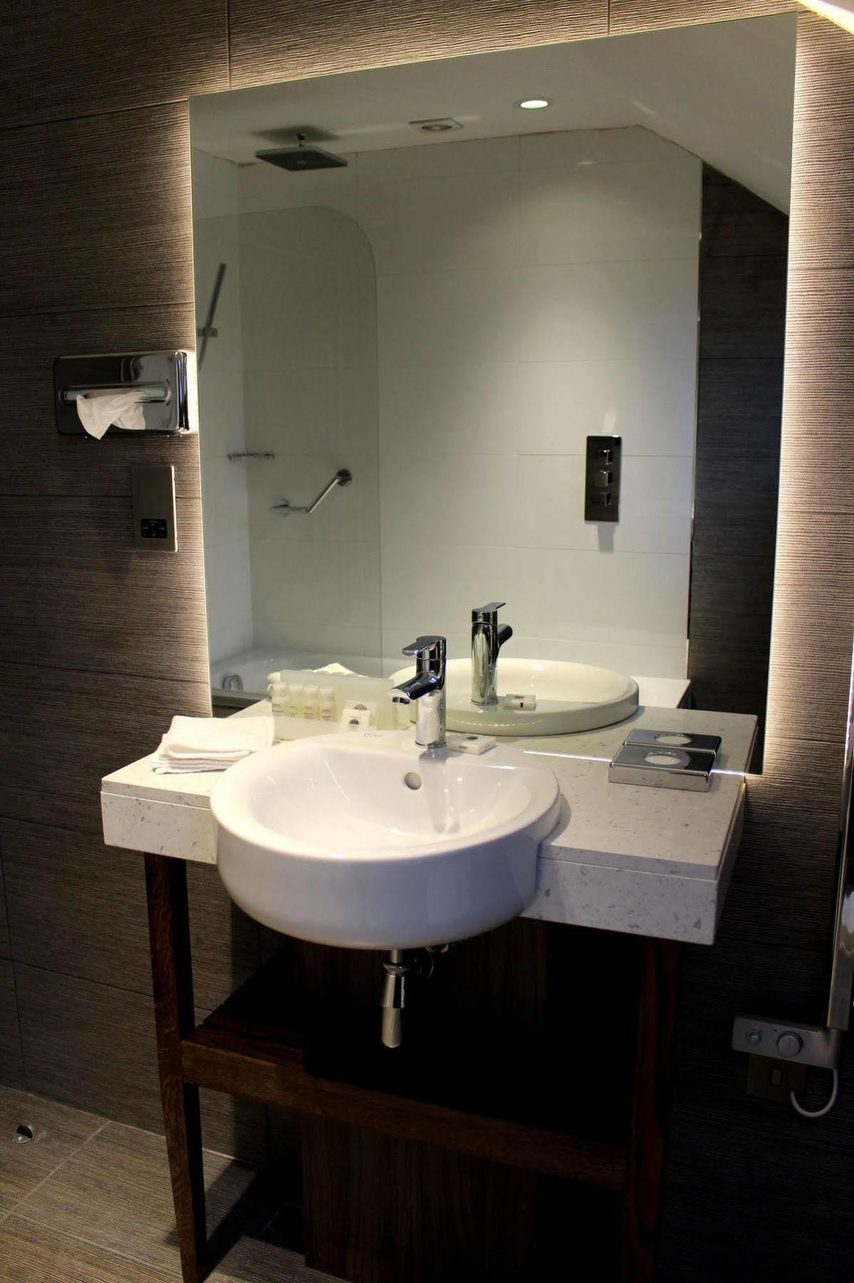 91 Aparthotel Jesmond Road Ньюкасл-апон-Тайн Экстерьер фото